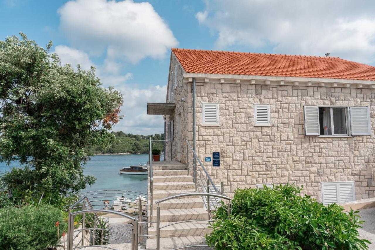 Guesthouse Kamarin Pomena Εξωτερικό φωτογραφία