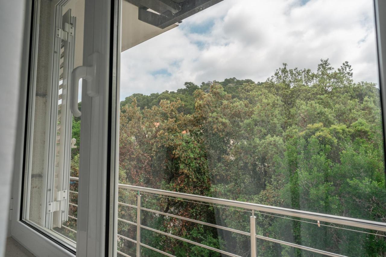 Guesthouse Kamarin Pomena Εξωτερικό φωτογραφία