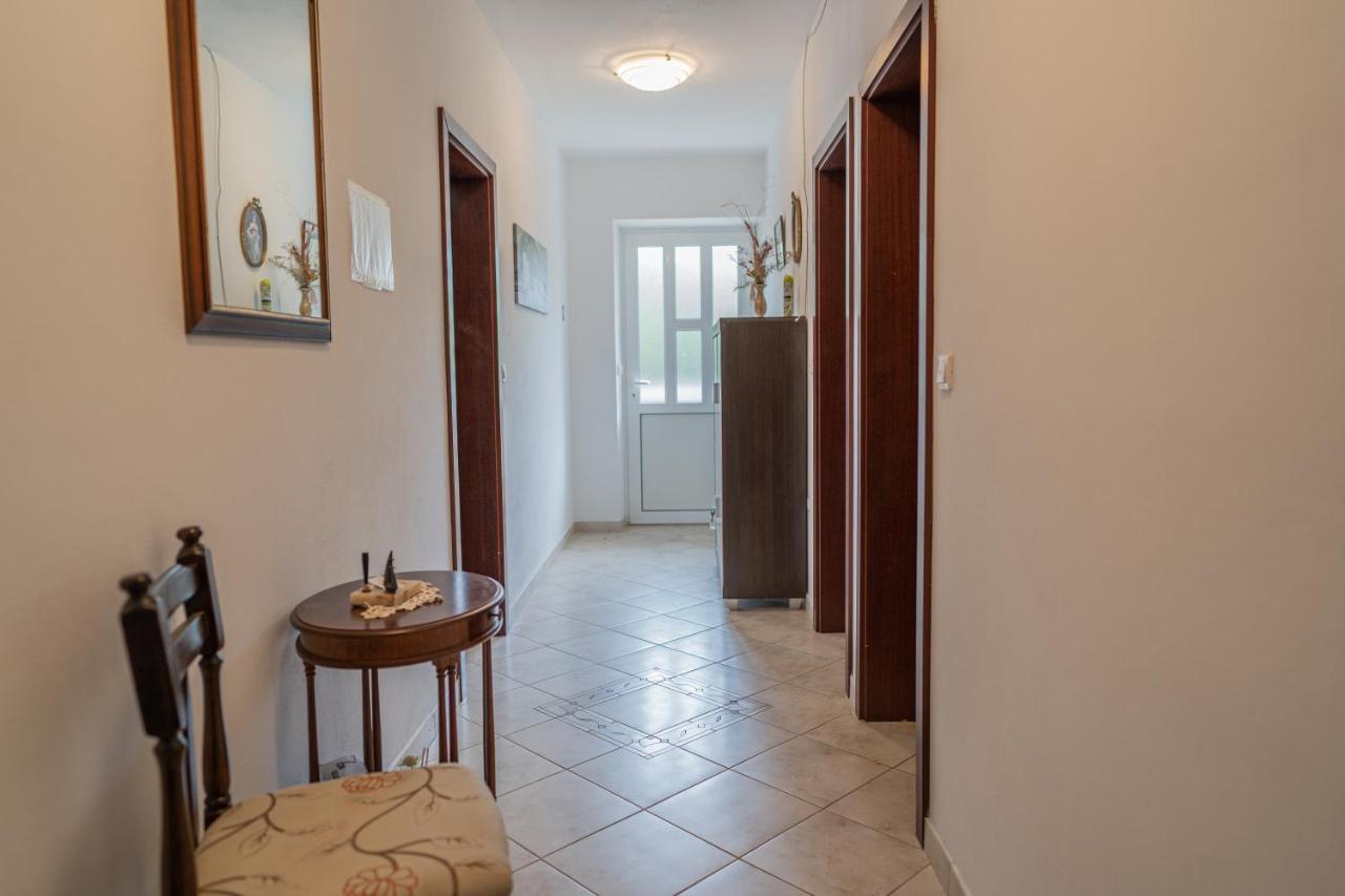 Guesthouse Kamarin Pomena Εξωτερικό φωτογραφία
