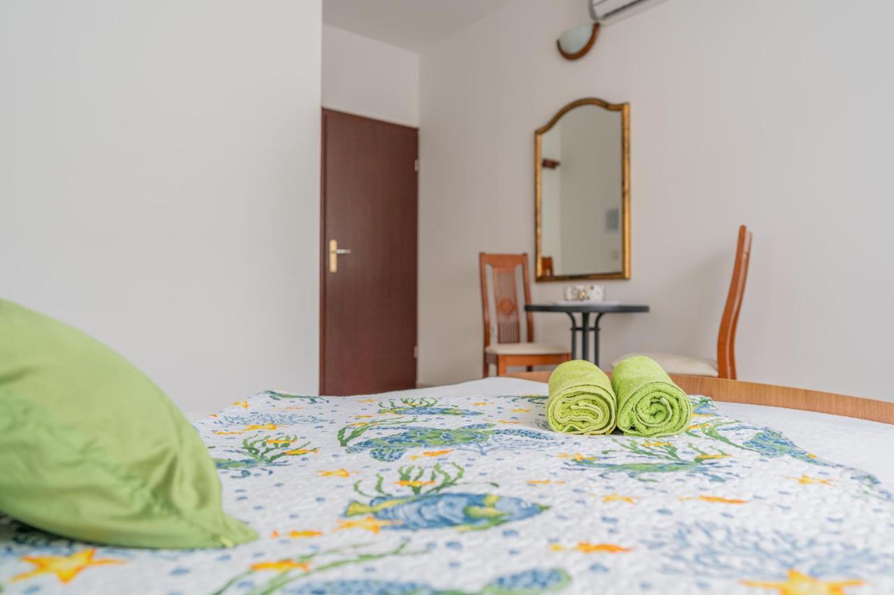 Guesthouse Kamarin Pomena Εξωτερικό φωτογραφία